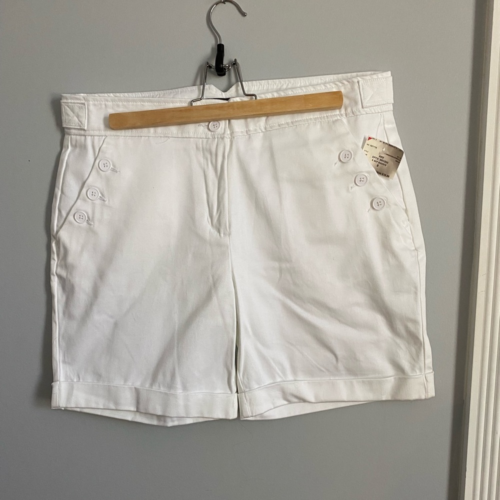 The Limited White Shorts Size 8